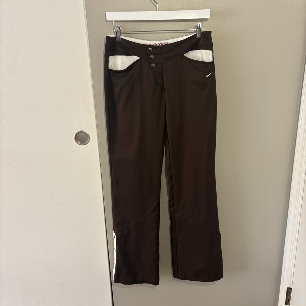 Vintage Nike Women's Brown and White Casual Sweatpants